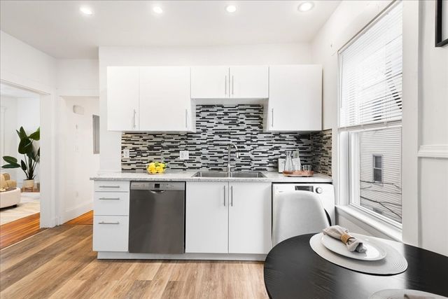 87 Bailey St 2, Boston, MA 02124