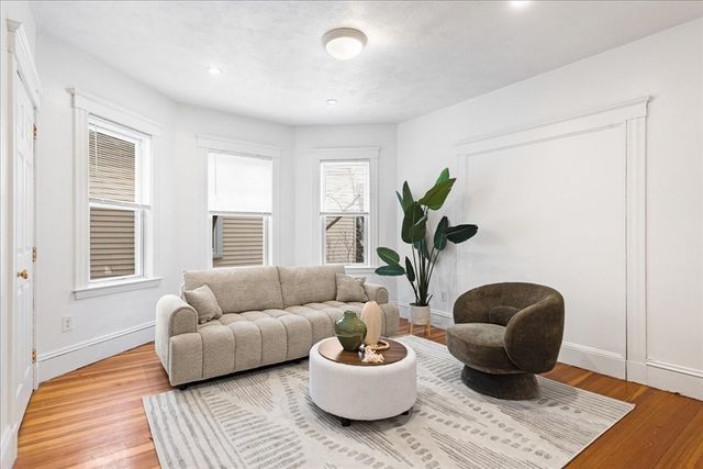 87 Bailey St 2, Boston, MA 02124