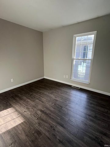 5028 Woodmark Drive, Fort Wayne, IN 46815