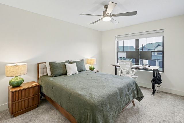 2119 SW Chautauqua Lane, Ankeny, IA 50023