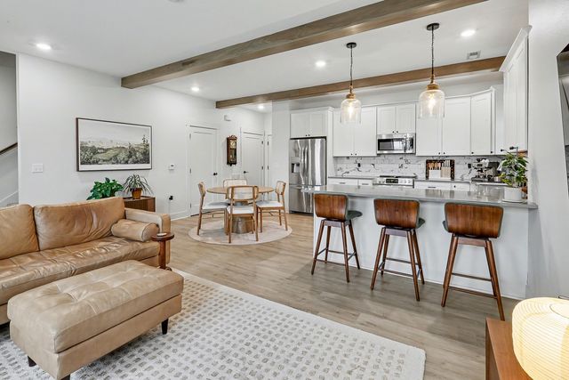 2119 SW Chautauqua Lane, Ankeny, IA 50023