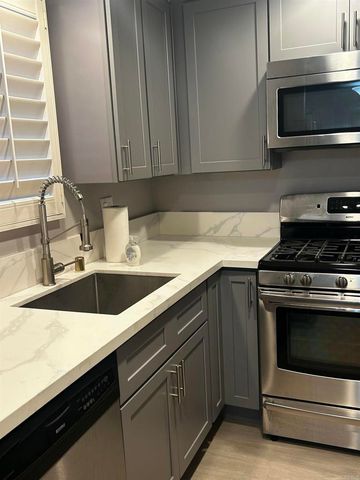 3666 3rd Avenue 105, San Diego, CA 92103