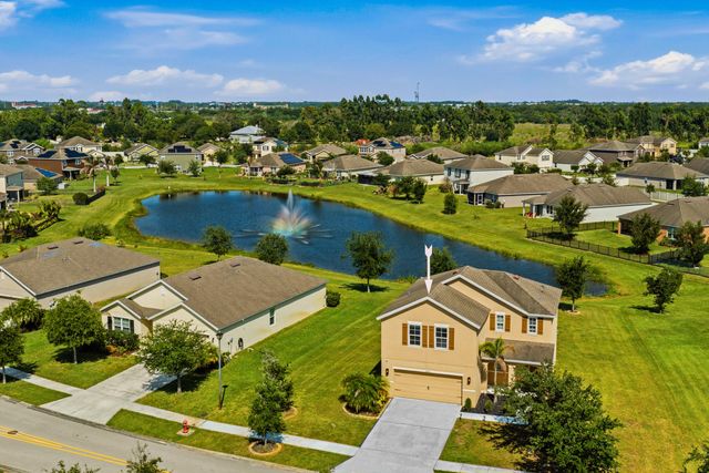 3044 Woodswalk Drive, Fort Pierce, FL 34945
