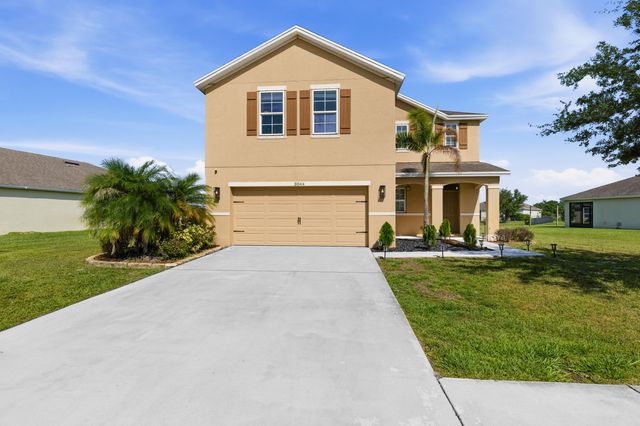 3044 Woodswalk Drive, Fort Pierce, FL 34945