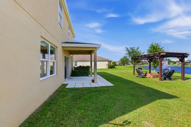3044 Woodswalk Drive, Fort Pierce, FL 34945