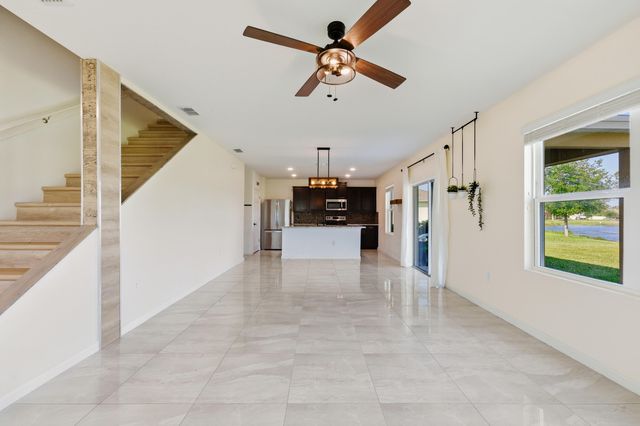 3044 Woodswalk Drive, Fort Pierce, FL 34945