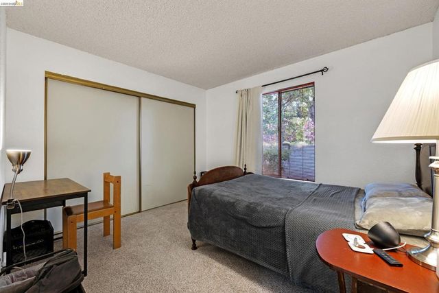 2567 El Portal Dr A, San Pablo, CA 94806