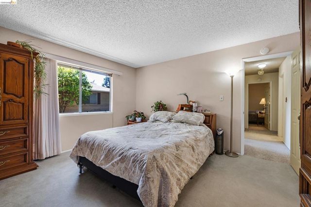 2567 El Portal Dr A, San Pablo, CA 94806