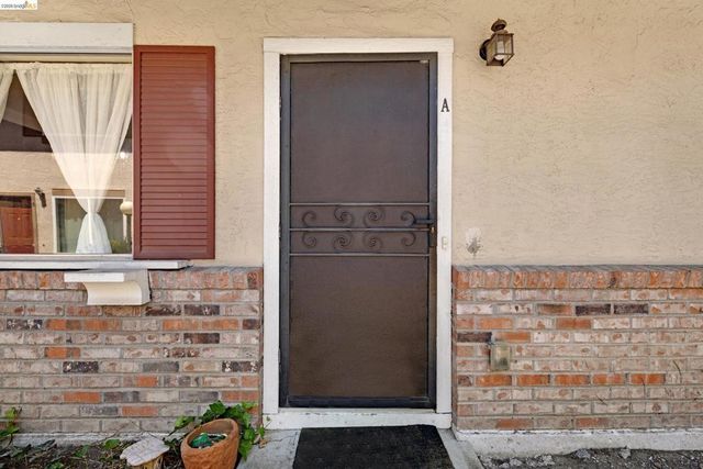 2567 El Portal Dr A, San Pablo, CA 94806