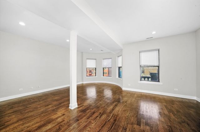 4521 S Michigan Avenue 1, Chicago, IL 60653