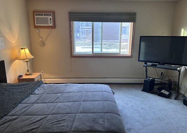 2801 Flag Avenue N 102, New Hope, MN 55427