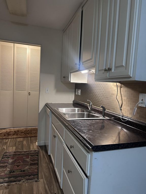2801 Flag Avenue N 102, New Hope, MN 55427 — photo 4
