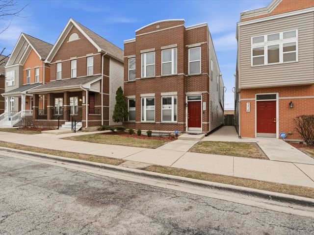 5355 W Galewood Avenue B, Chicago, IL 60639