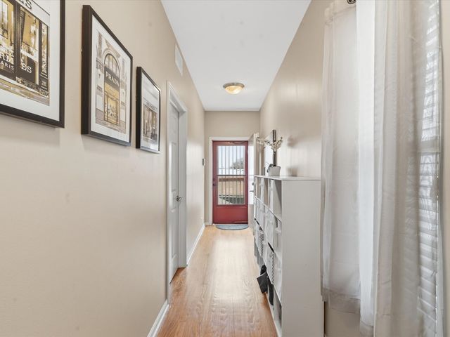 5355 W Galewood Avenue B, Chicago, IL 60639
