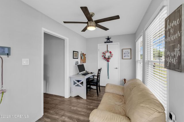 27 Anguilla Lane, Toms River, NJ 08757