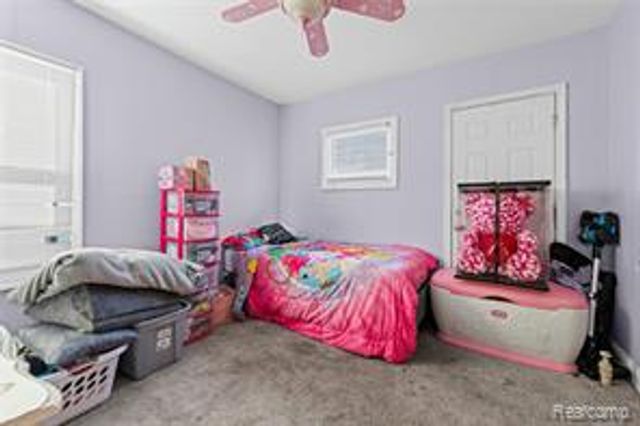 3230 Leslie Street, Detroit, MI 48238