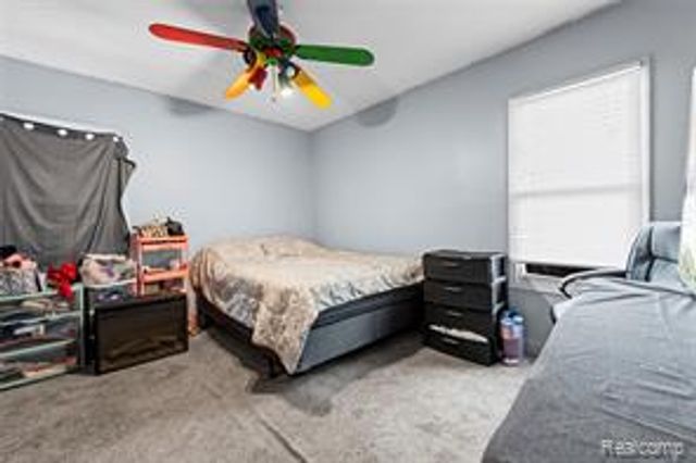 3230 Leslie Street, Detroit, MI 48238