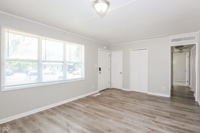 4030 Kalmar Drive, Indianapolis, IN 46222