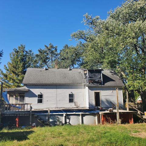 1621 W 10th Street, Michigan City, IN 46360