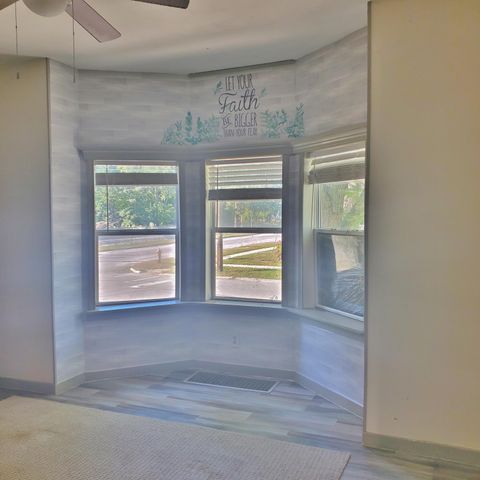 1621 W 10th Street, Michigan City, IN 46360