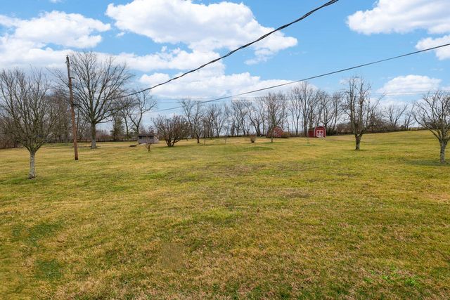 189 Carolyn Lane, Nicholasville, KY 40356