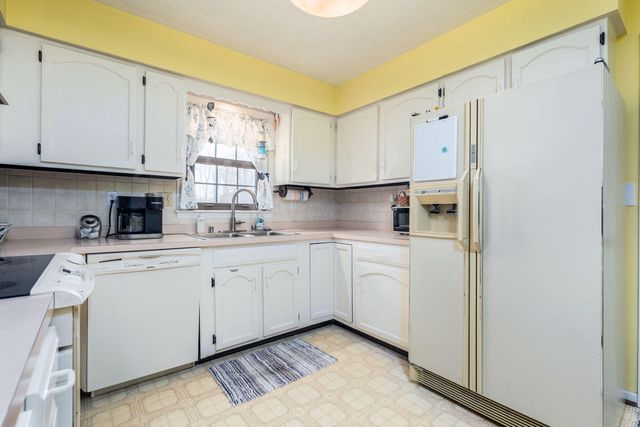 189 Carolyn Lane, Nicholasville, KY 40356