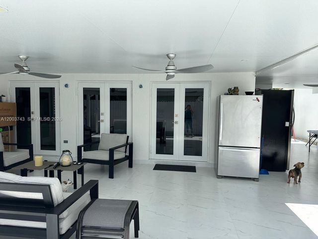 14318 SW 183rd St, Miami, FL 33177