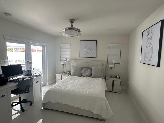 14318 SW 183rd St, Miami, FL 33177