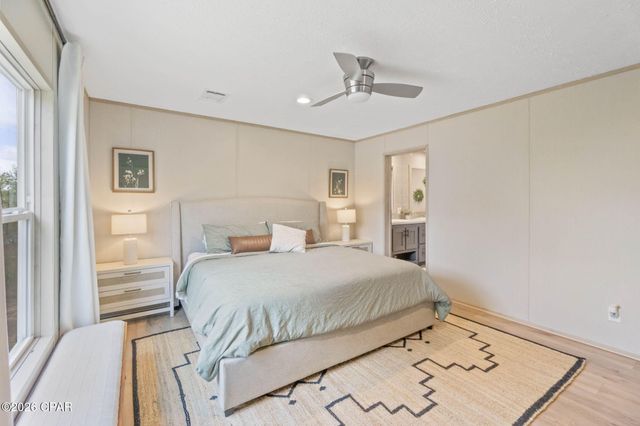 2934 Shoreline Drive, Chipley, FL 32428