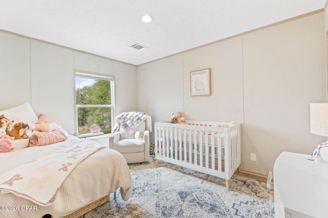 2934 Shoreline Drive, Chipley, FL 32428