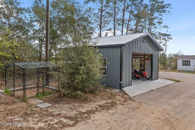 2934 Shoreline Drive, Chipley, FL 32428