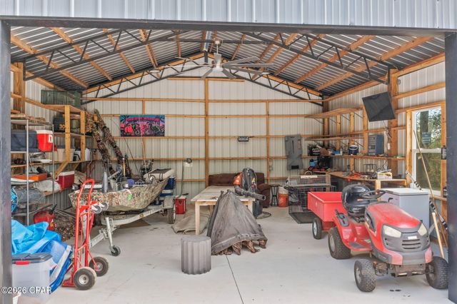 2934 Shoreline Drive, Chipley, FL 32428