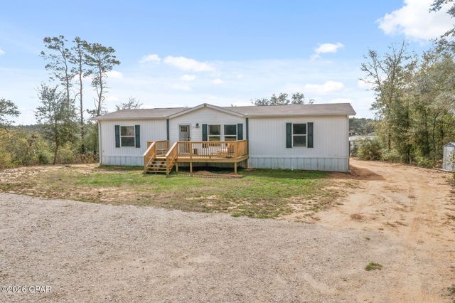 2934 Shoreline Drive, Chipley, FL 32428