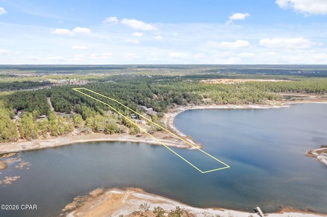 2934 Shoreline Drive, Chipley, FL 32428