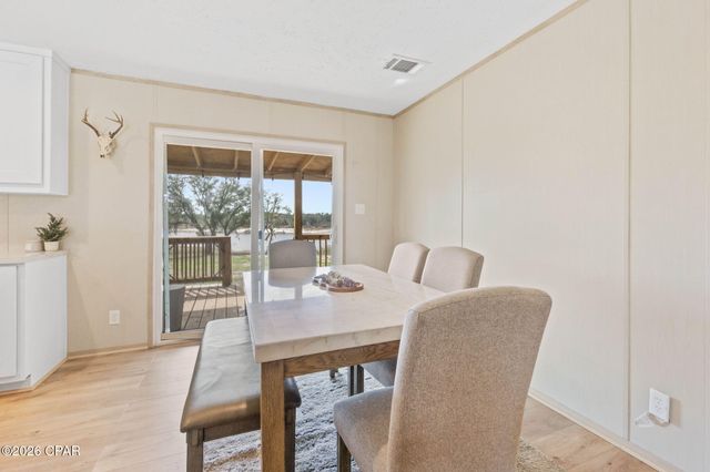 2934 Shoreline Drive, Chipley, FL 32428