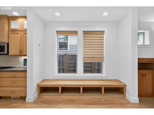 424 FOREST Pl, Forest Grove, OR 97116