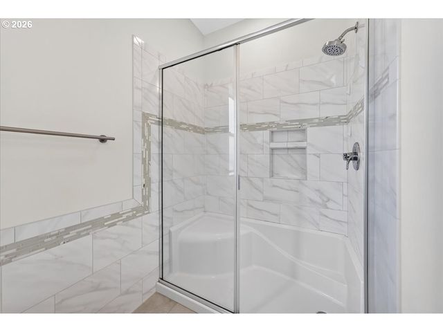 424 FOREST Pl, Forest Grove, OR 97116