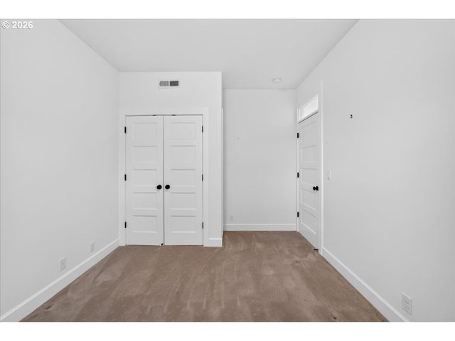 424 FOREST Pl, Forest Grove, OR 97116
