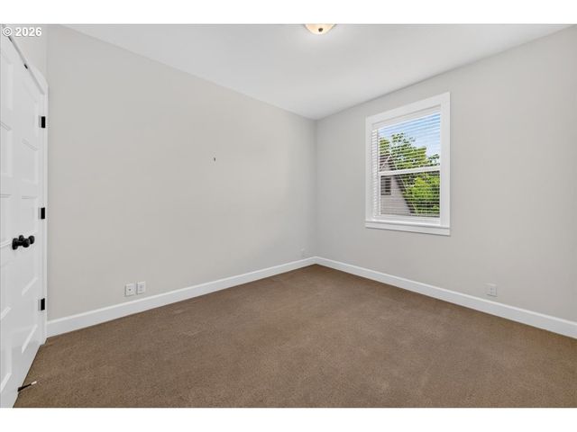 424 FOREST Pl, Forest Grove, OR 97116