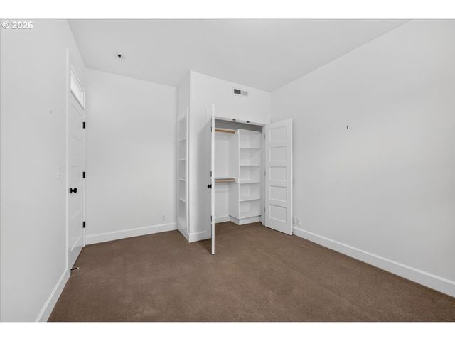 424 FOREST Pl, Forest Grove, OR 97116