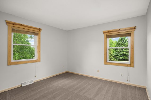 18774 Jordan Trail, Lakeville, MN 55044
