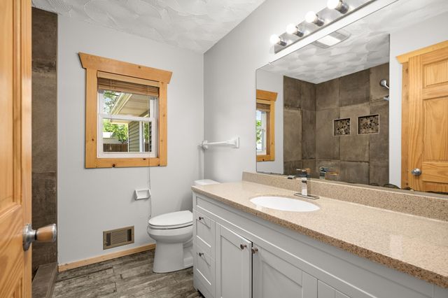 18774 Jordan Trail, Lakeville, MN 55044