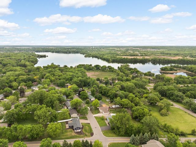 18774 Jordan Trail, Lakeville, MN 55044