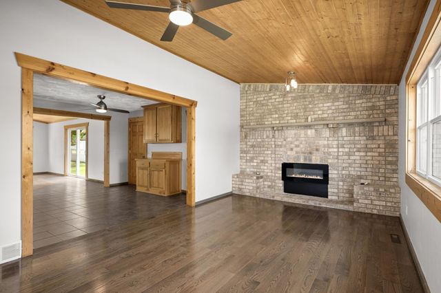 18774 Jordan Trail, Lakeville, MN 55044