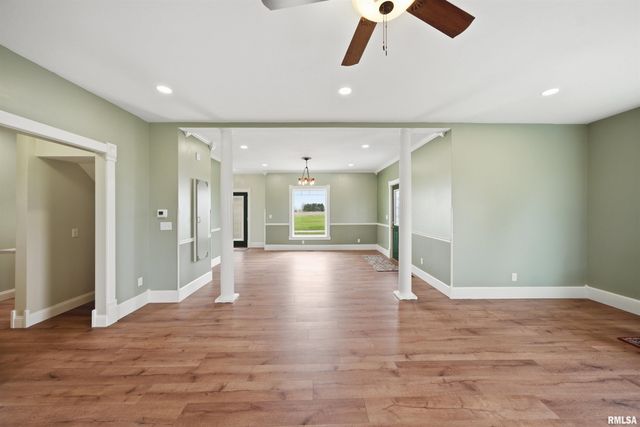 22014 N ROUTE 40, Edelstein, IL 61526