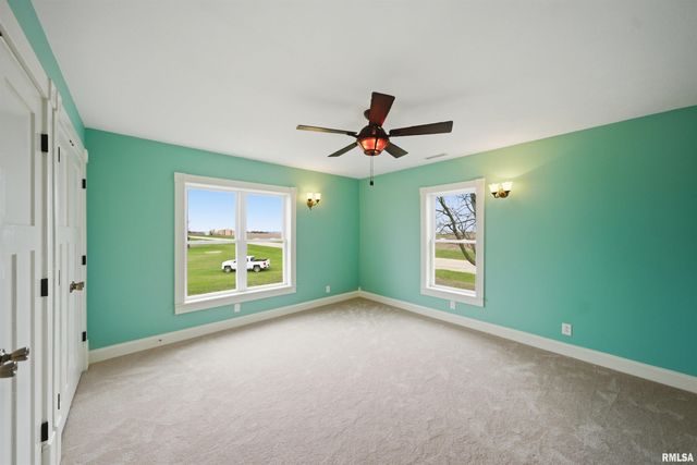 22014 N ROUTE 40, Edelstein, IL 61526