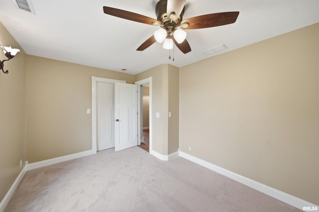 22014 N ROUTE 40, Edelstein, IL 61526
