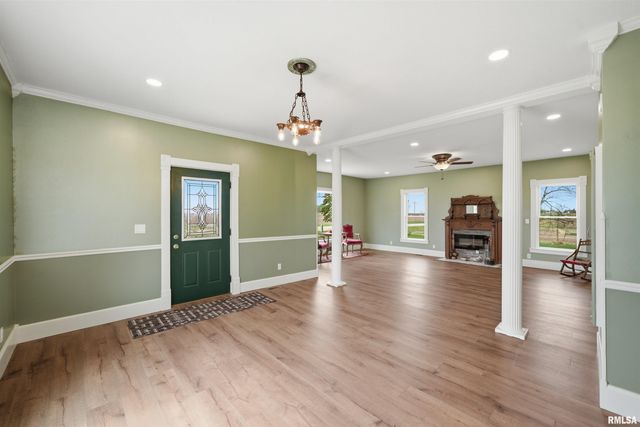 22014 N ROUTE 40, Edelstein, IL 61526