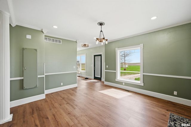 22014 N ROUTE 40, Edelstein, IL 61526