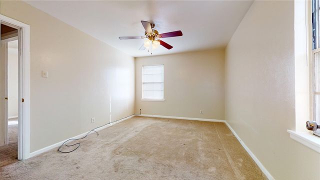4936 Cockrell Avenue, Fort Worth, TX 76133